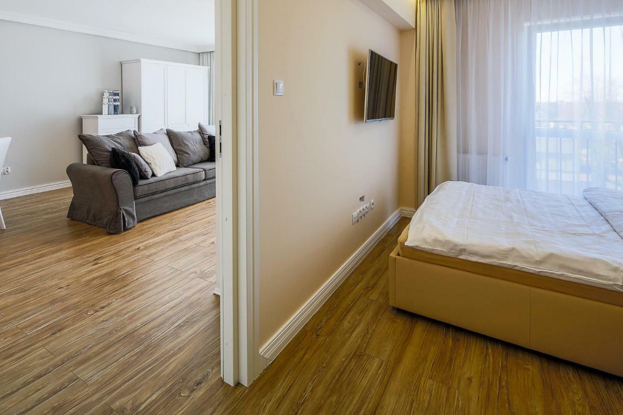 Apartament Paryski Miedzyzdroje Ngoại thất bức ảnh